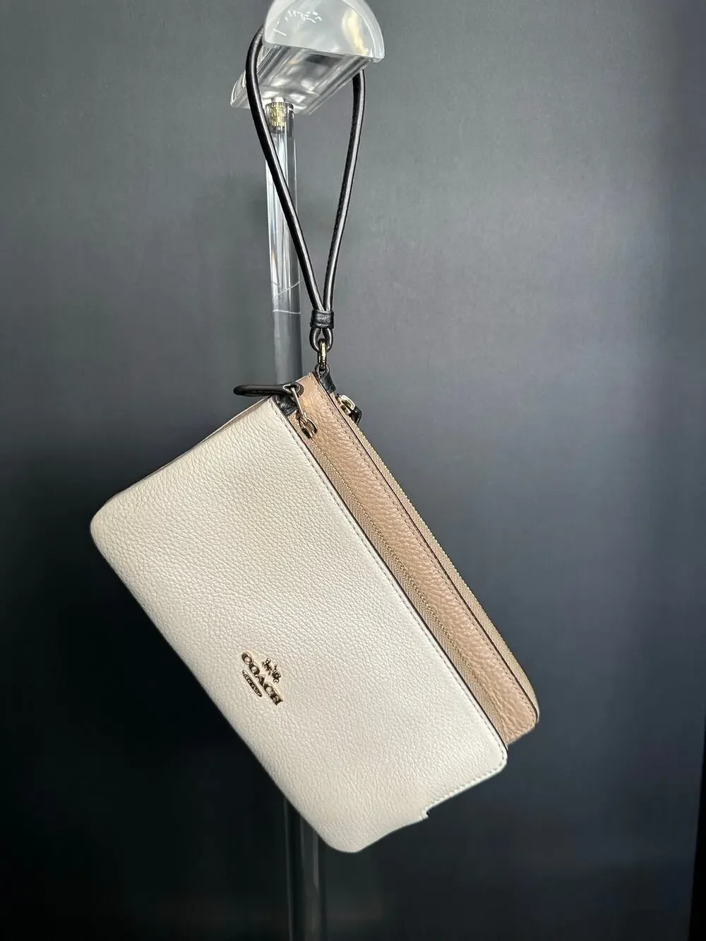 Coach C7368 Double Zip Colorblock Pebbled Leather Wristlet Wallet Ivory Taupe